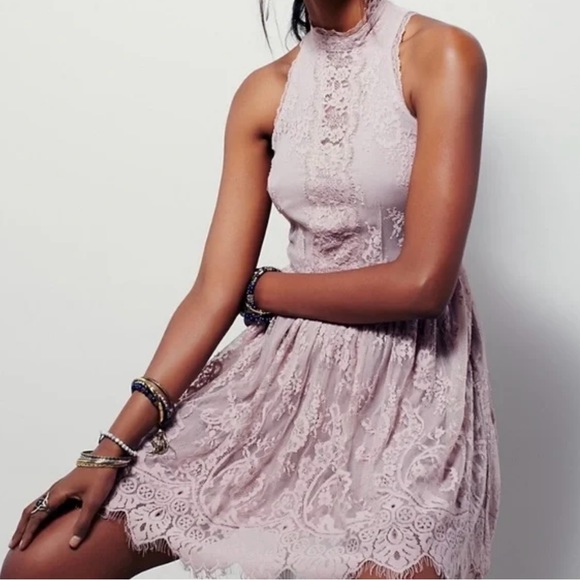 Free People Verushka Mock Neck Lace Dress in Lilac Ash Size XS NWOT - Picture 1 of 8